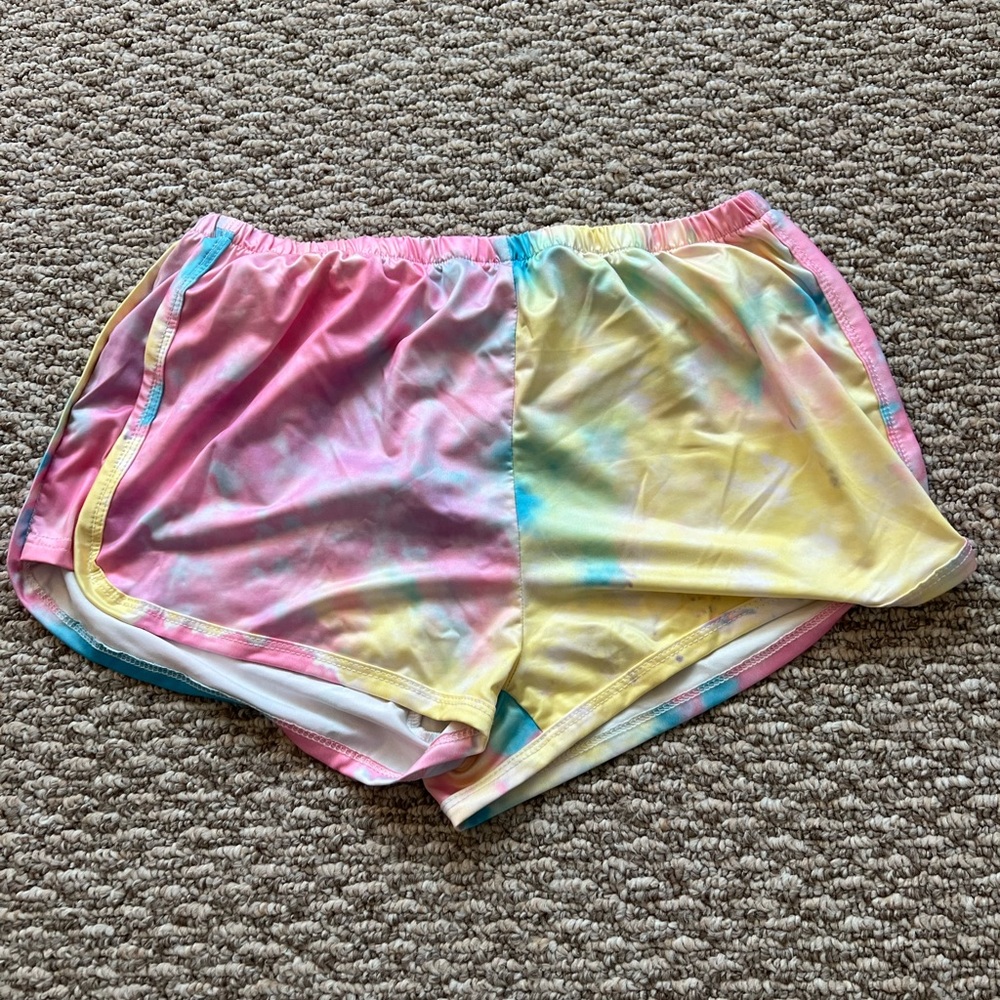 Never been worn compression shorts. 3xl
